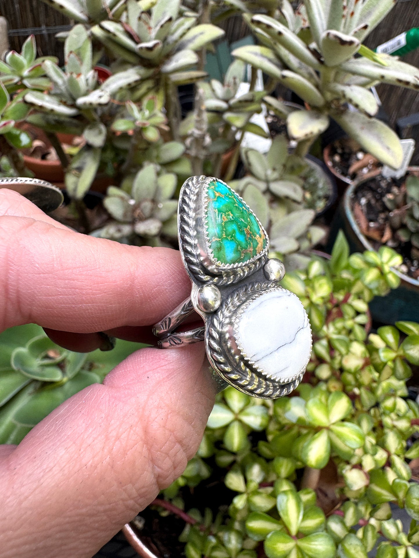 White Buffalo Sonoran Gold Turquoise size 9.5