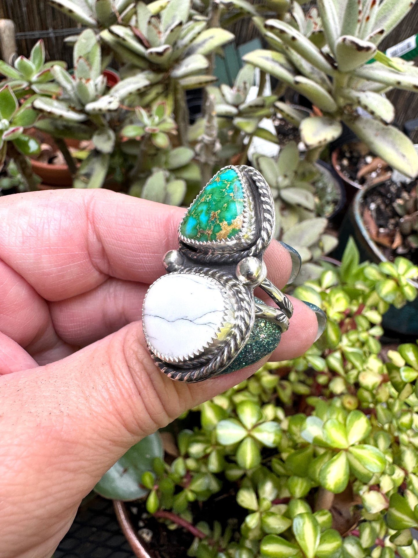 White Buffalo Sonoran Gold Turquoise size 9.5