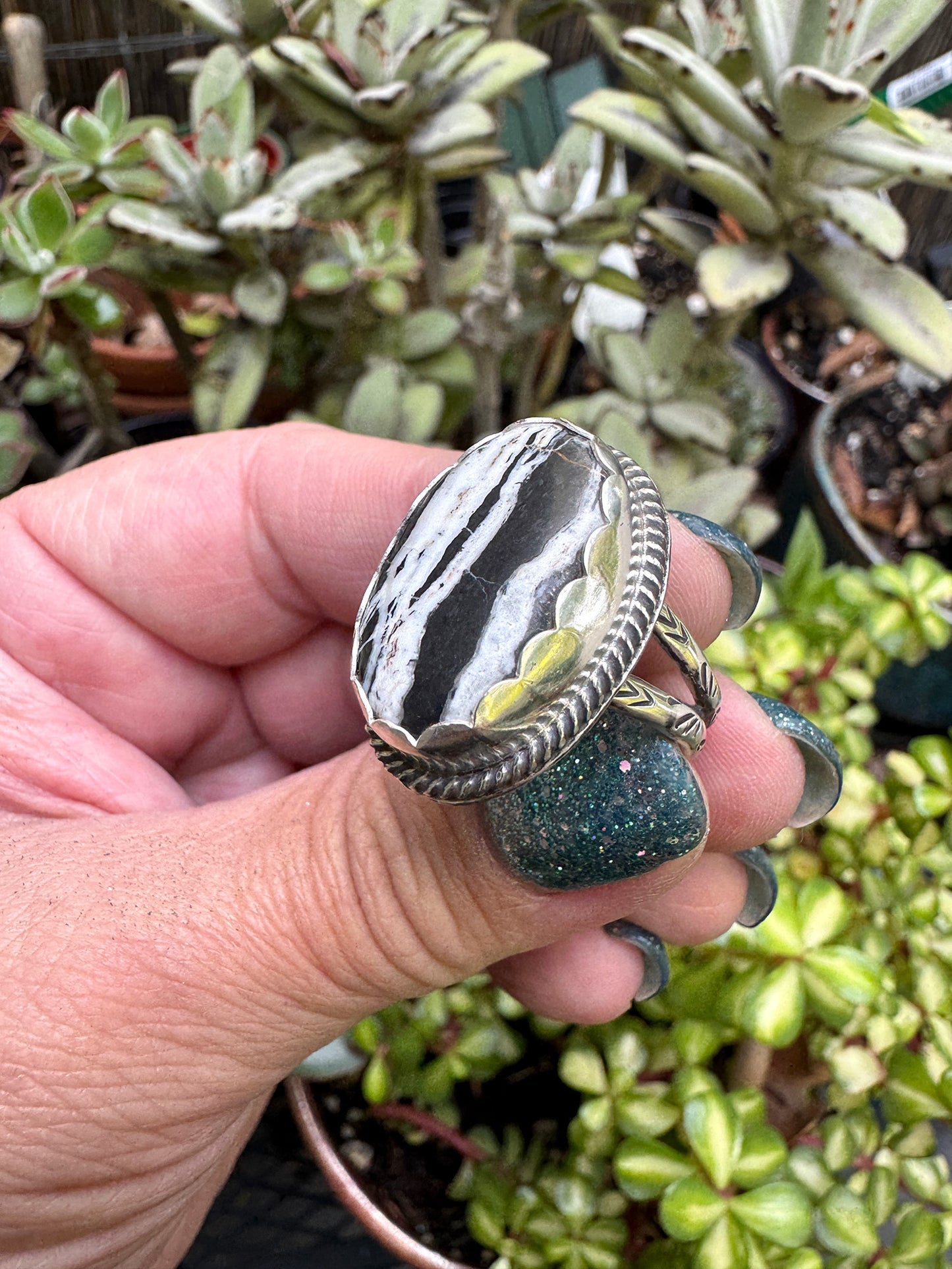 White Buffalo ring size 9.5