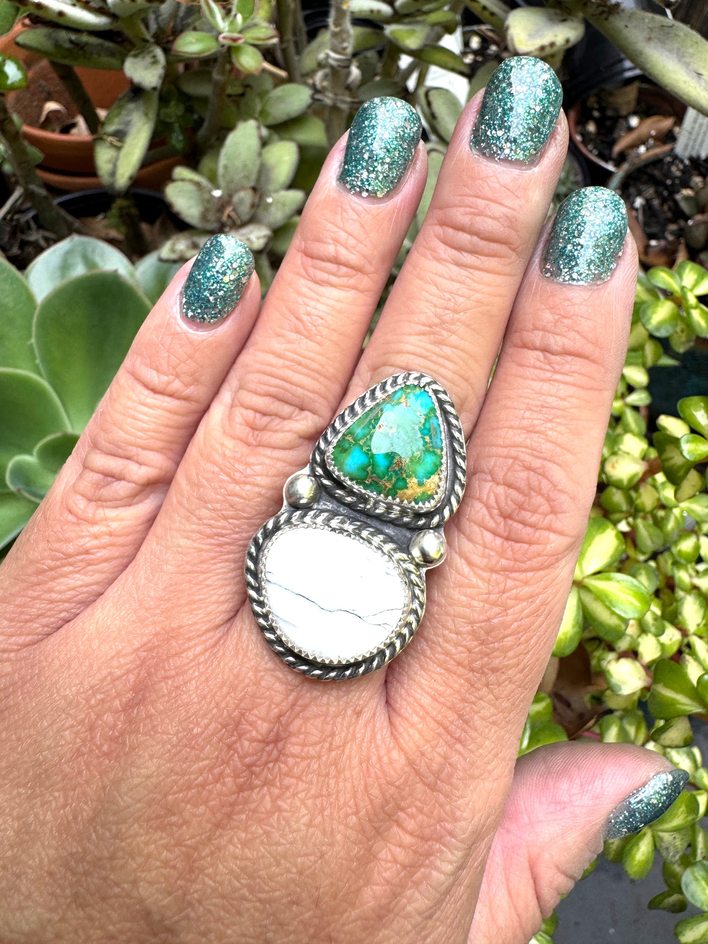 White Buffalo Sonoran Gold Turquoise size 9.5