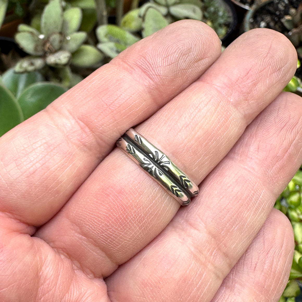 White Buffalo ring size 9.5