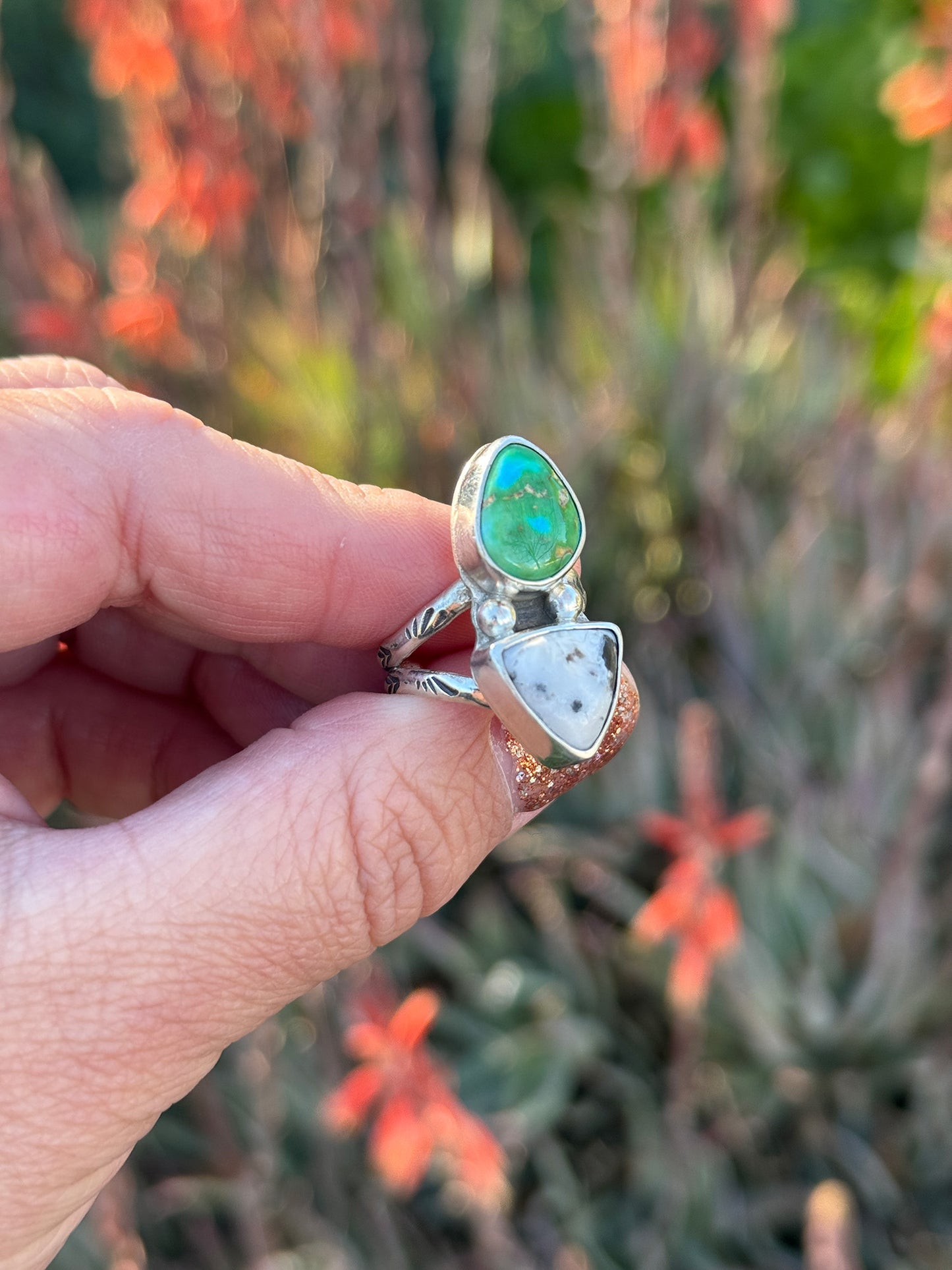 White Buffalo Sonoran Gold Turquoise ring size 7