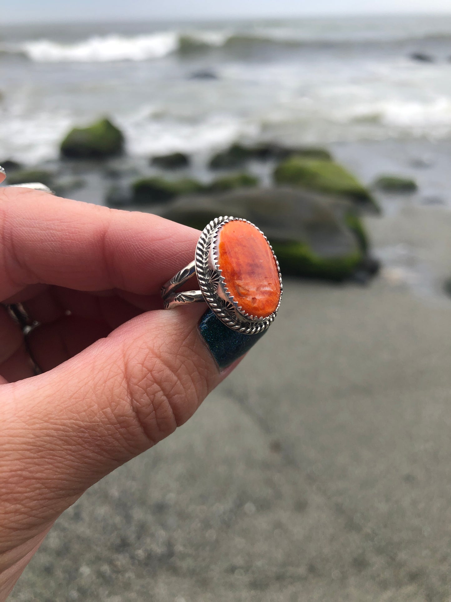 Spiny Oyster ring size 7.5