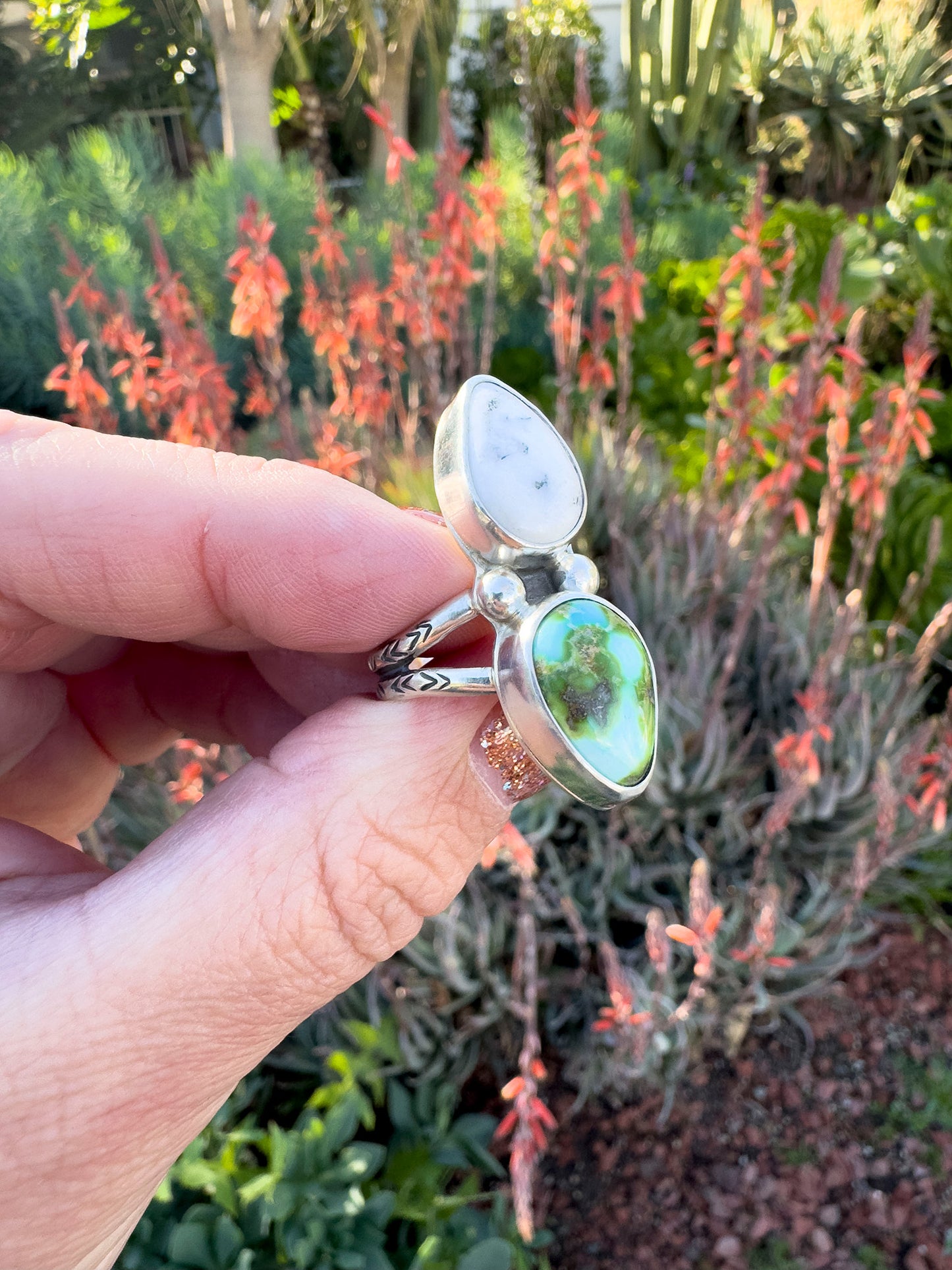 White Buffalo Sonoran Gold Turquoise ring size 8.5