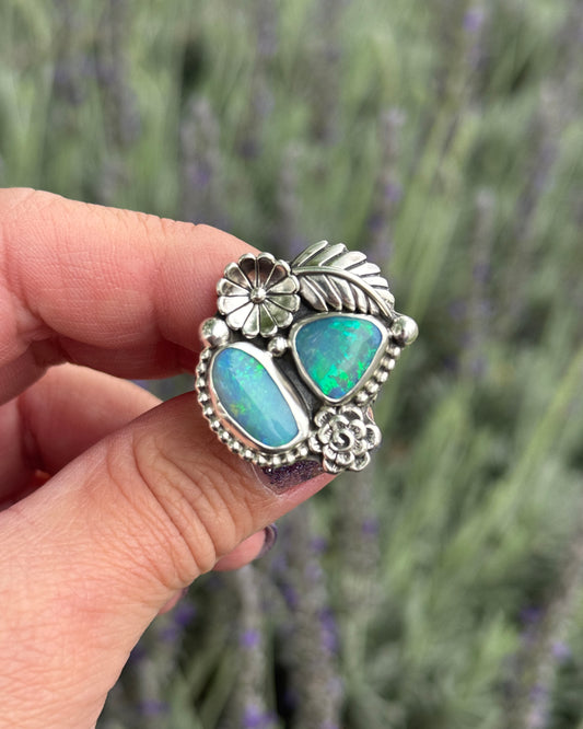 Australian Opal Flower Cluster size 8