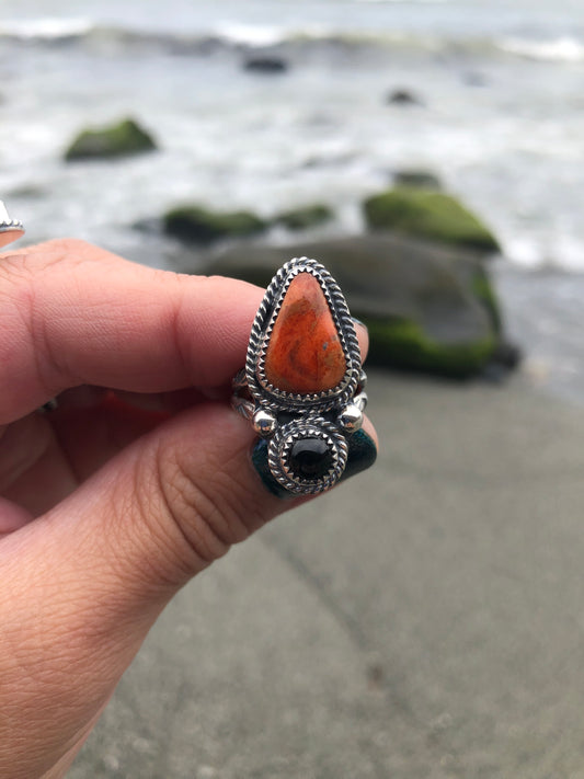 Coral and Onyx ring size 6